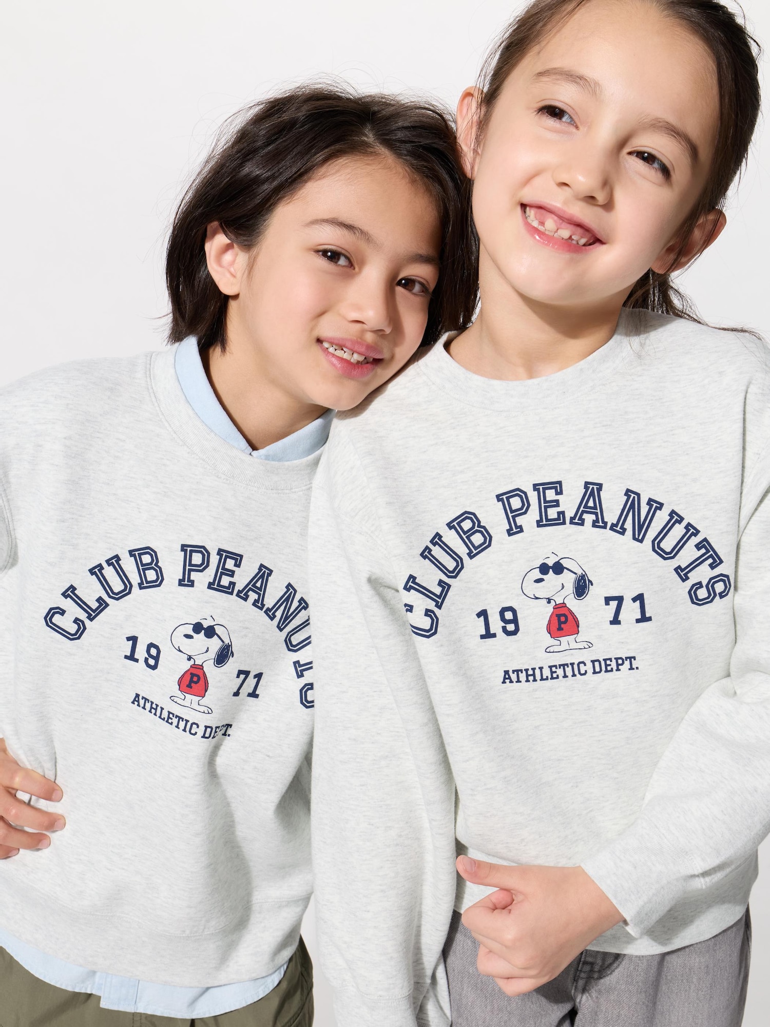 PEANUTS 드라이 스웨트셔츠 · 라이트그레이